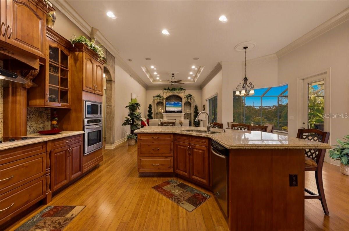 3257 WENONA DR — photo 27