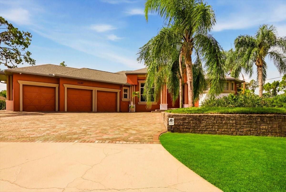 3257 WENONA DR — photo 8