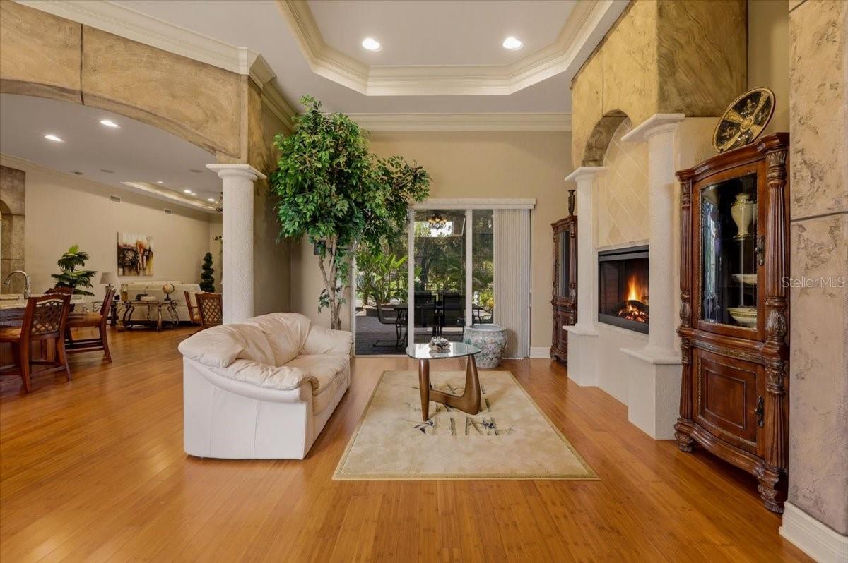 3257 WENONA DR — photo 15