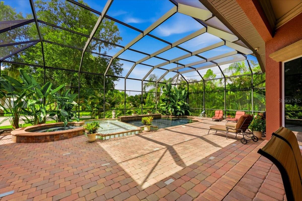 3257 WENONA DR — photo 4