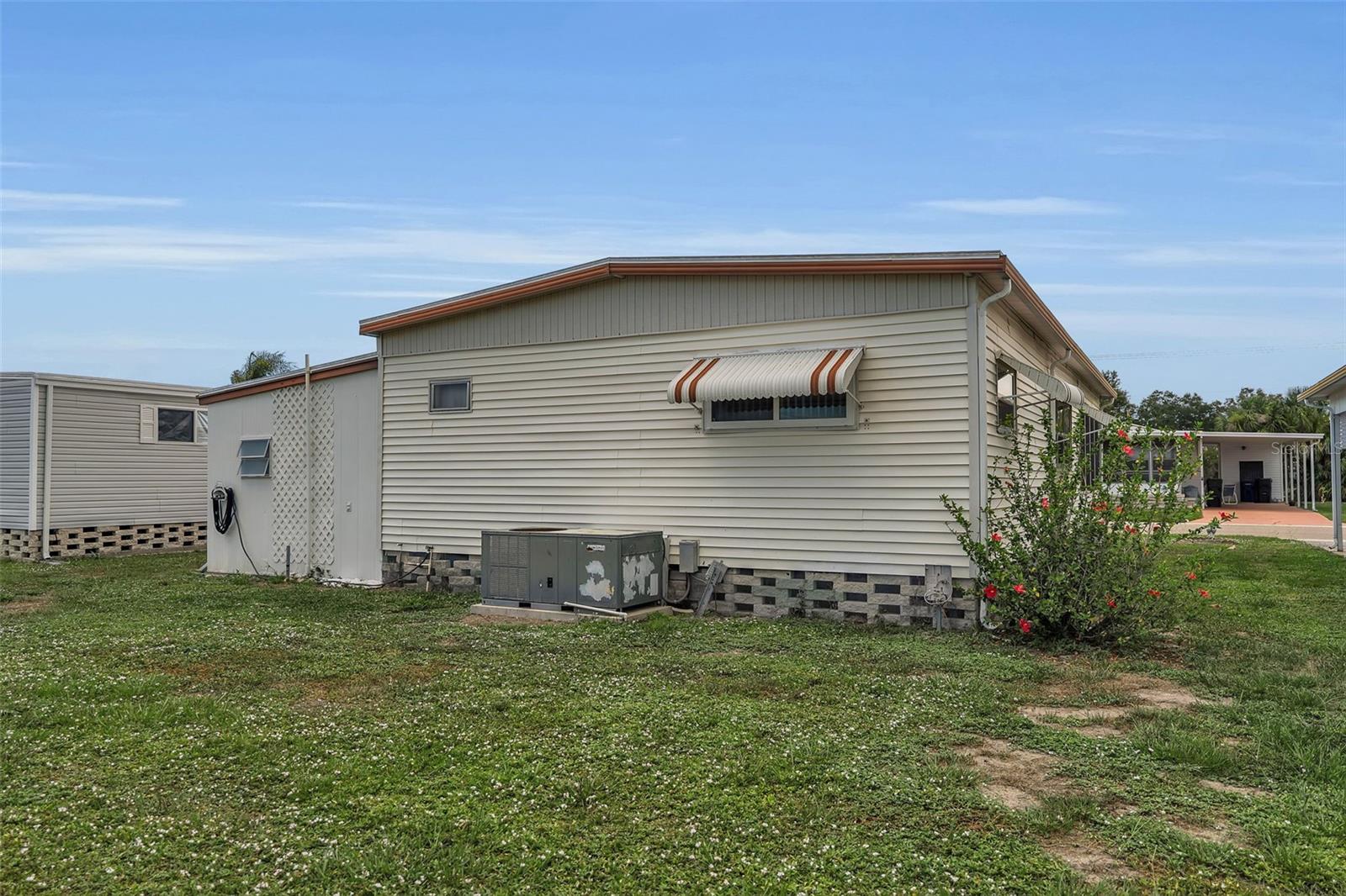 5619 BAYSHORE RD #319 — photo 40