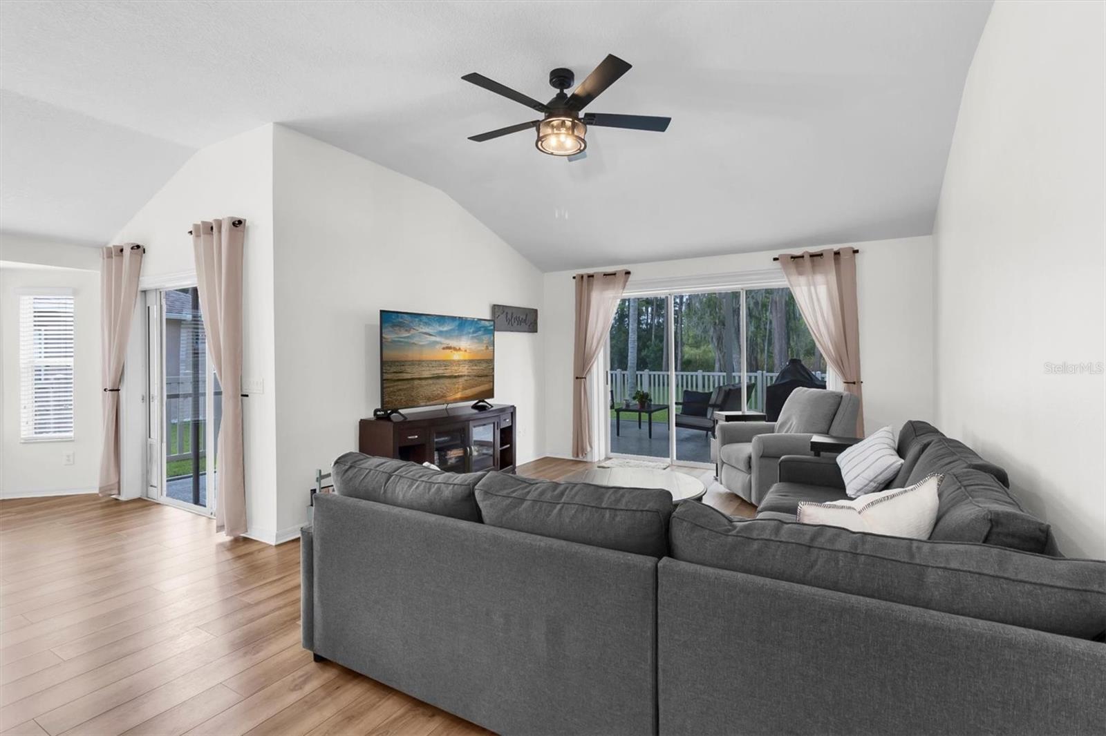 7832 BLUE SPRING DR — photo 8
