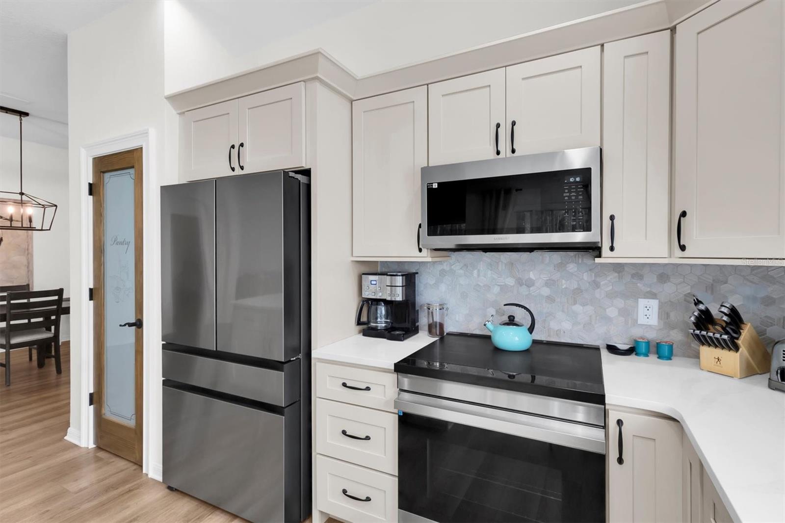 7832 BLUE SPRING DR — photo 11