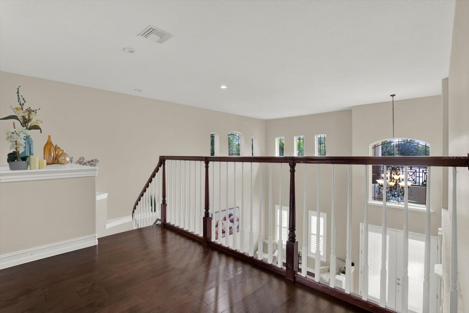 9137 CREEDMOOR LN — photo 32