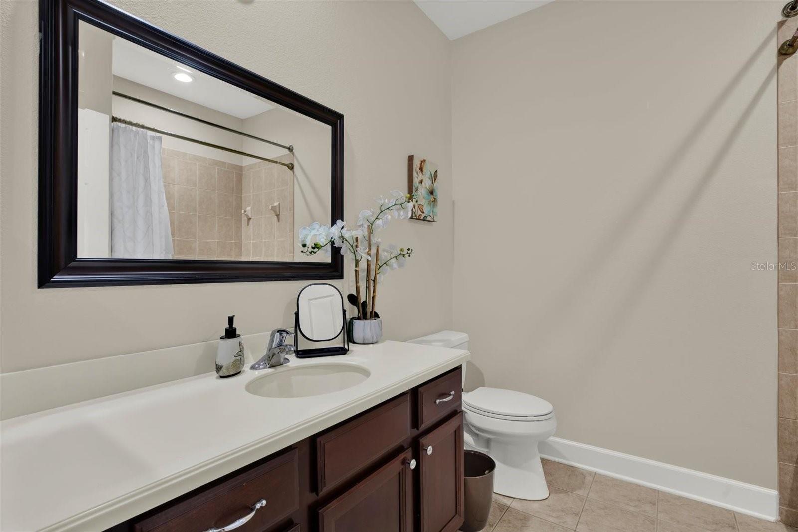 9137 CREEDMOOR LN — photo 37