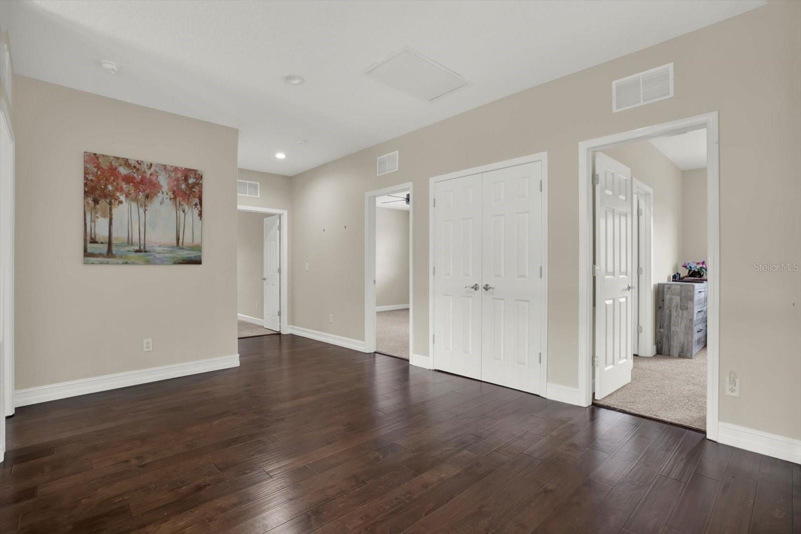 9137 CREEDMOOR LN — photo 33