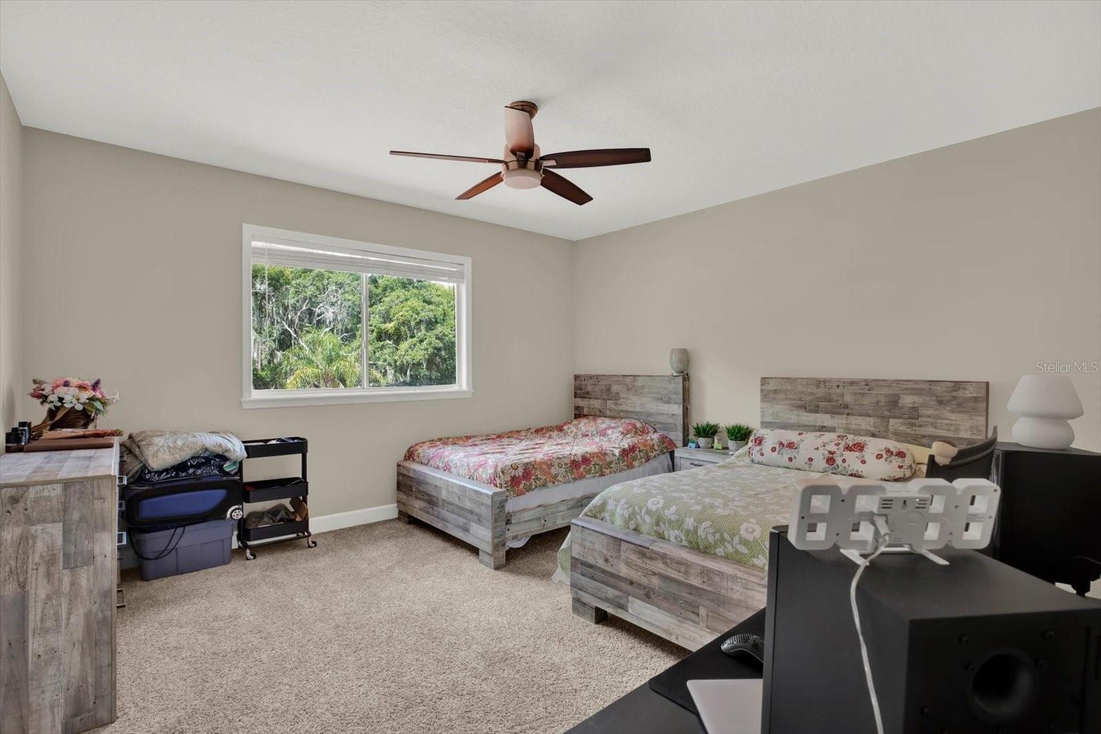 9137 CREEDMOOR LN — photo 34