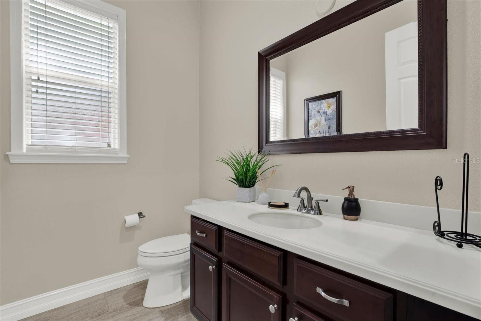 9137 CREEDMOOR LN — photo 41
