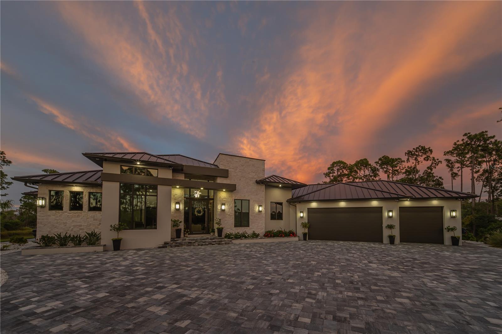 9240 FALCON CT — photo 100