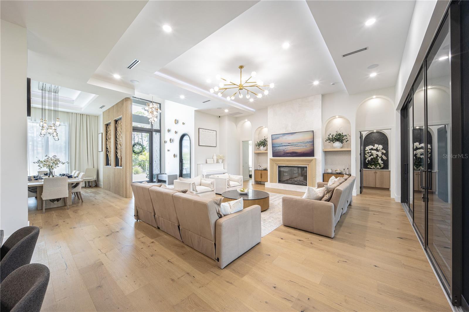9240 FALCON CT — photo 33
