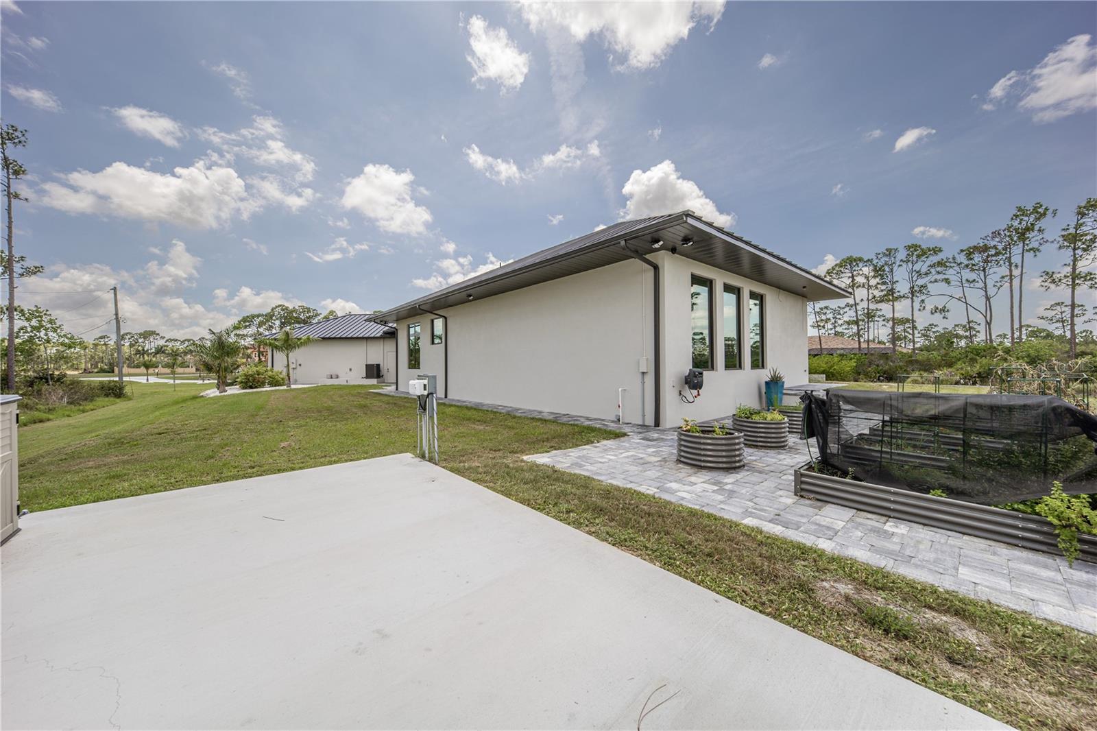 9240 FALCON CT — photo 94