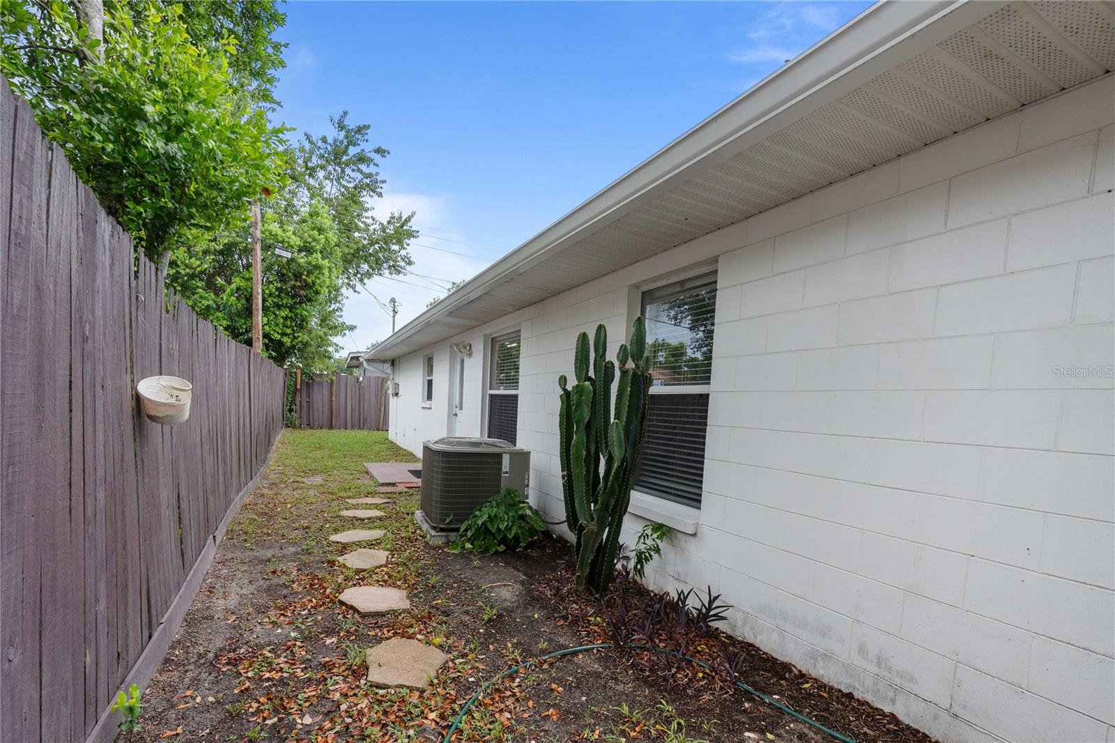 5435 TANGERINE DR — photo 31