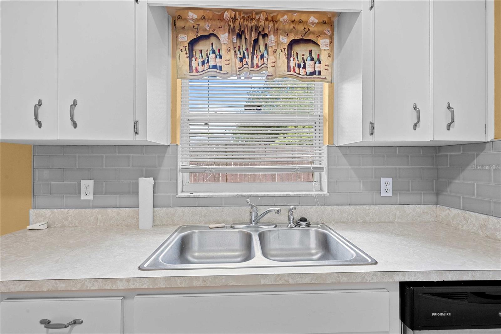 5435 TANGERINE DR — photo 16