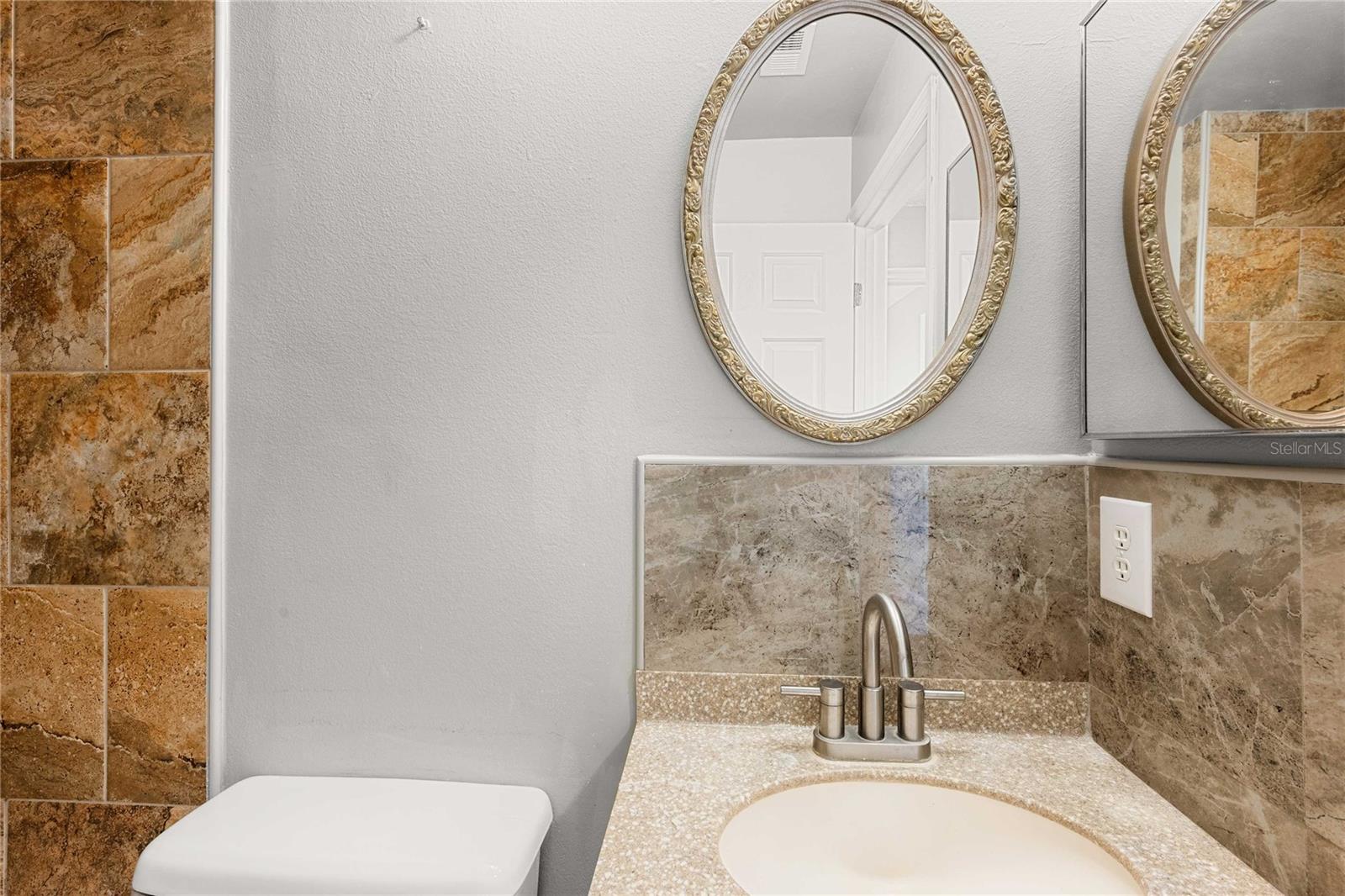 5435 TANGERINE DR — photo 26