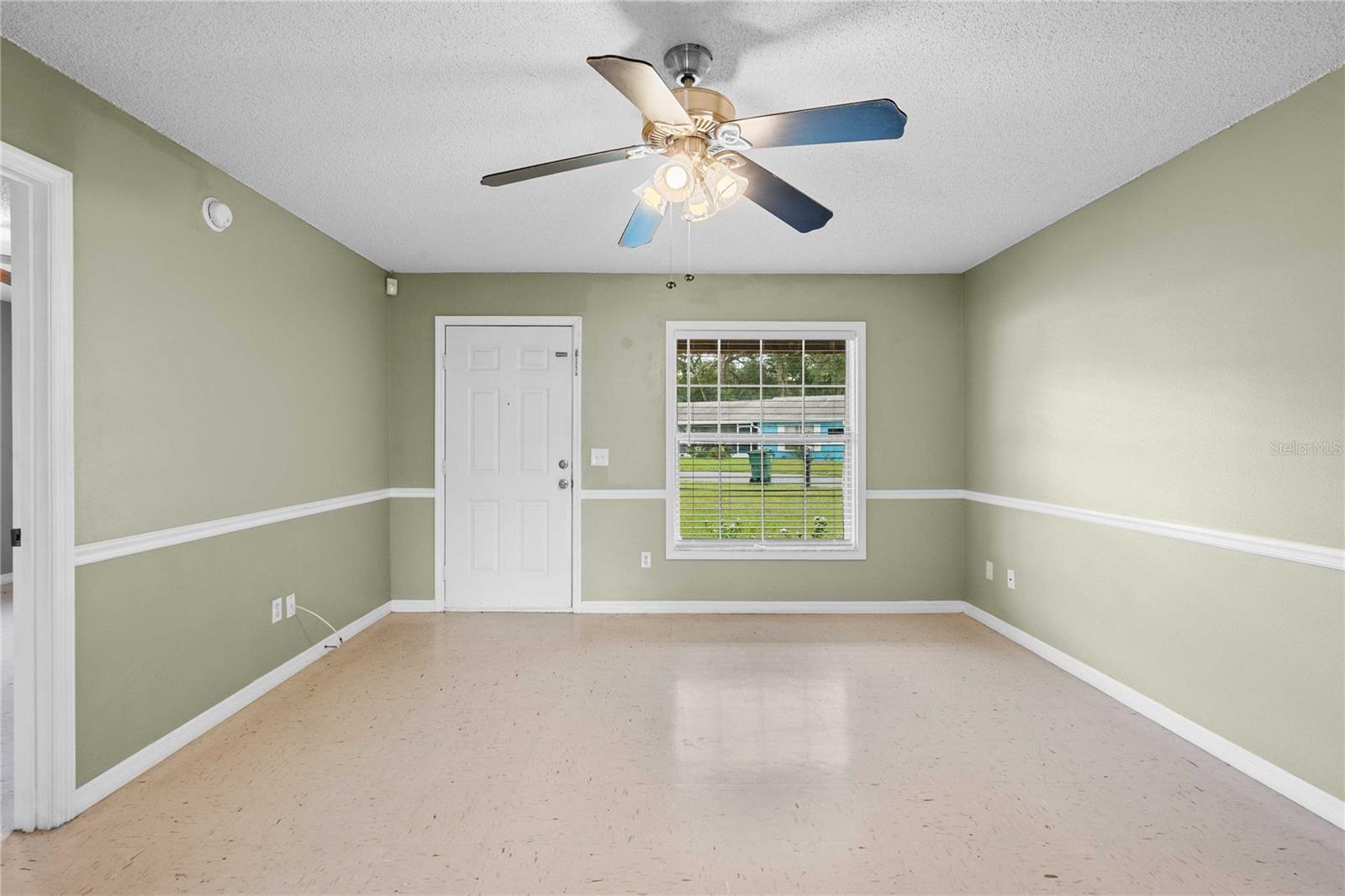 5435 TANGERINE DR — photo 10