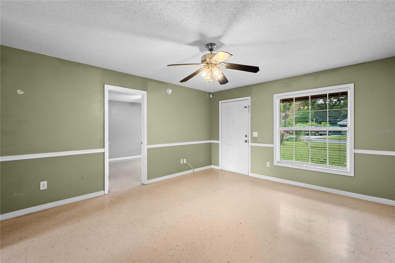 5435 TANGERINE DR — photo 9