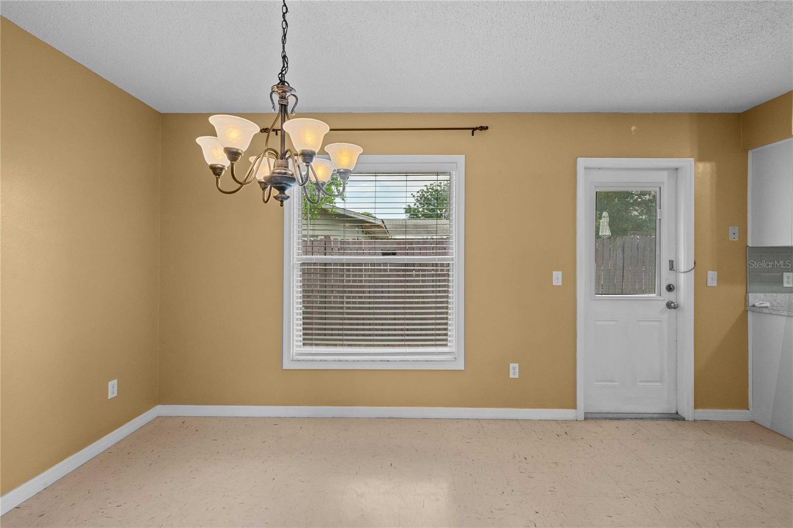 5435 TANGERINE DR — photo 14