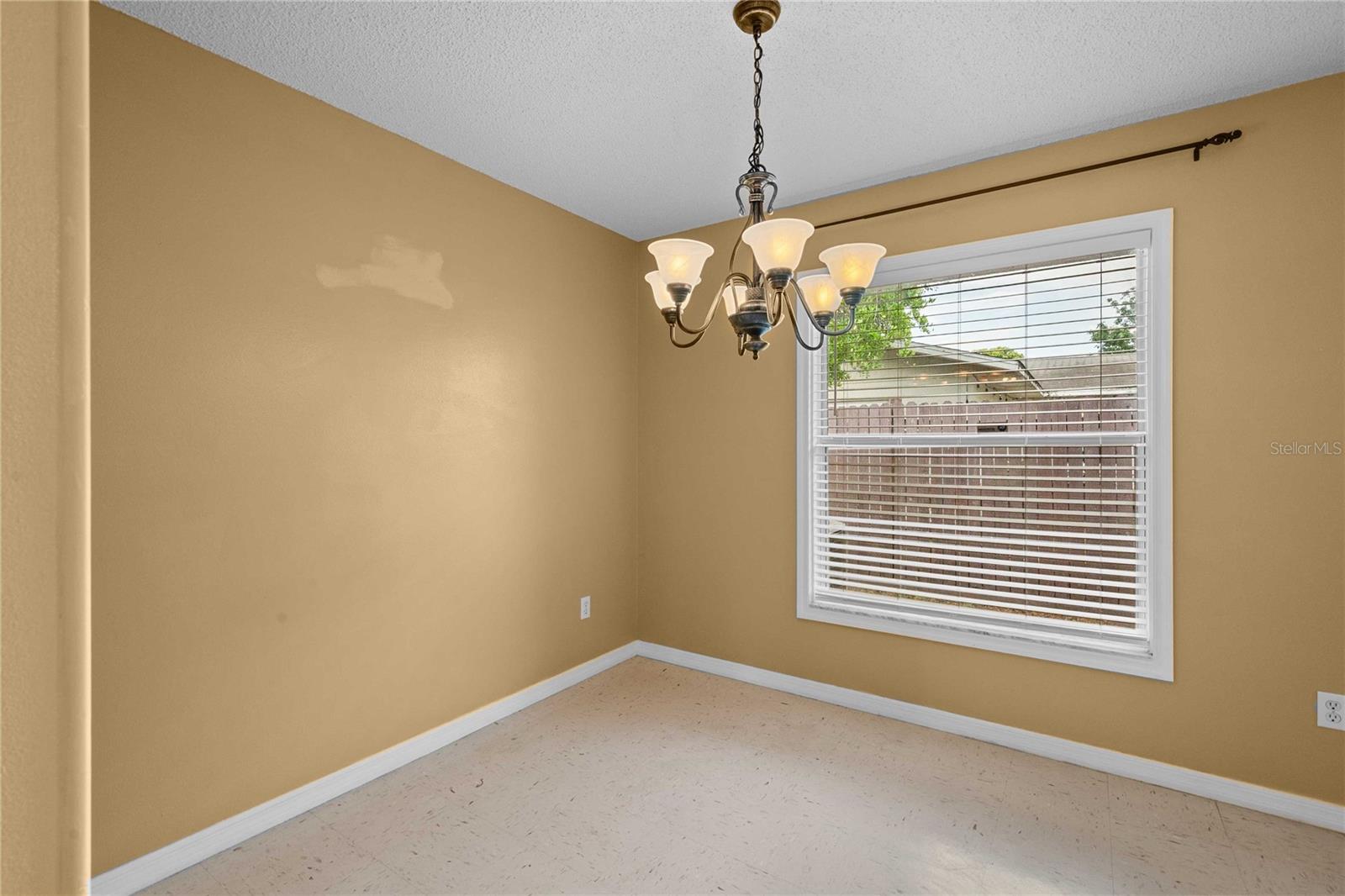 5435 TANGERINE DR — photo 13