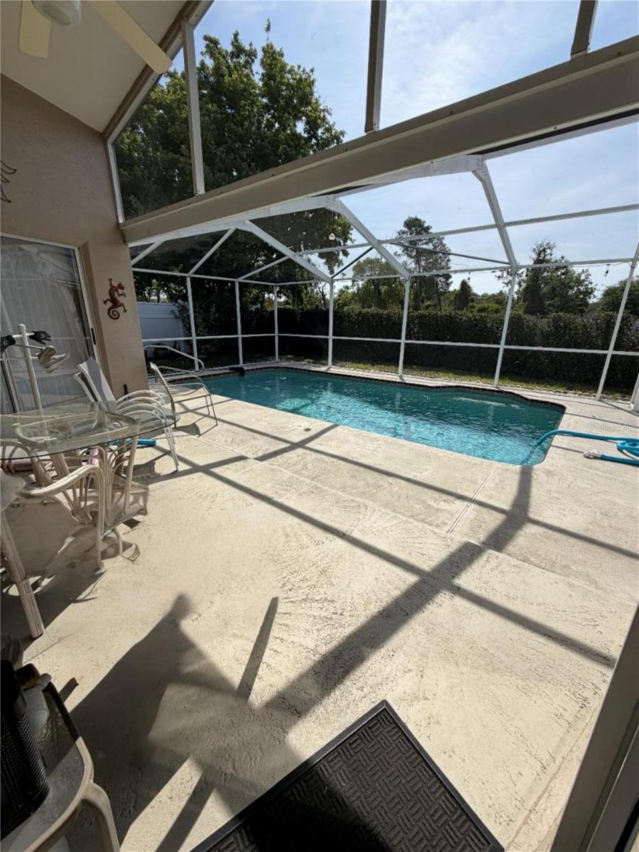 10542 MAGRATH LN — photo 19