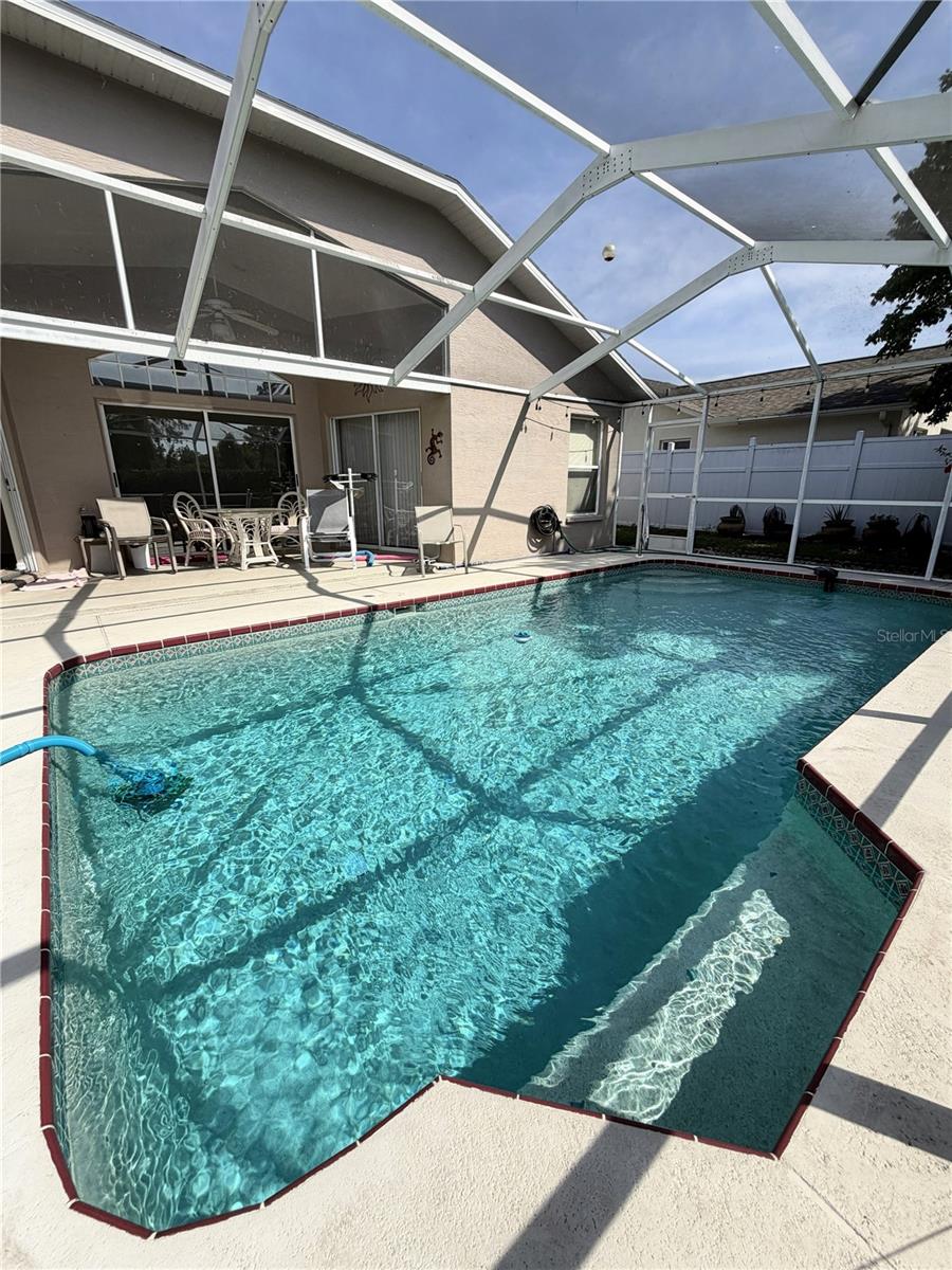 10542 MAGRATH LN — photo 18