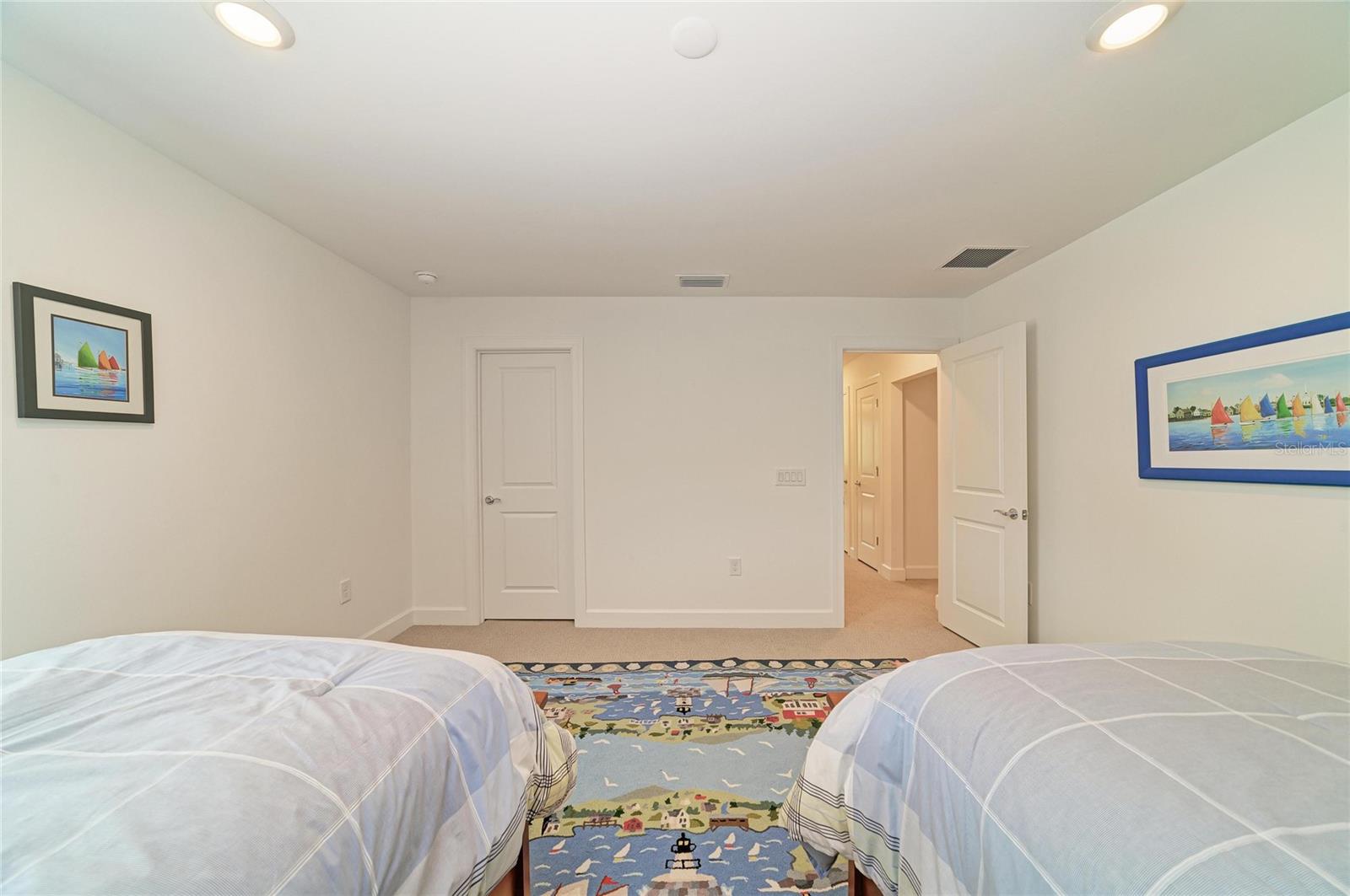 16341 HIDDEN OAK LOOP — photo 34