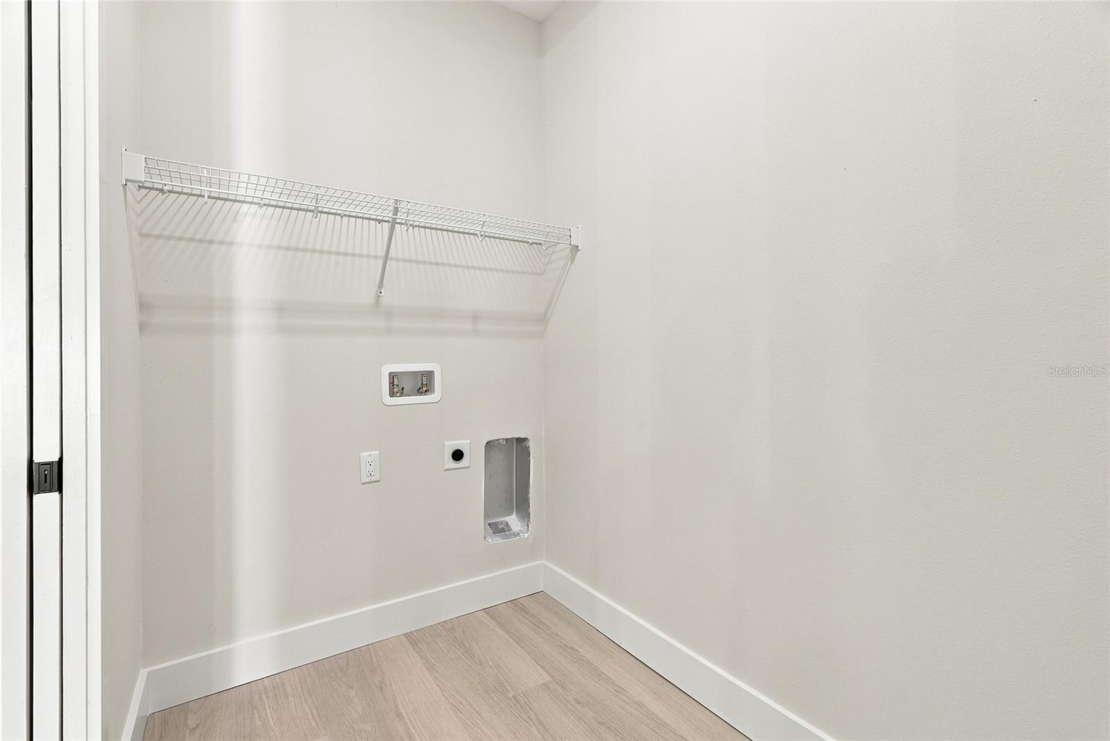 2139 20TH AVE SW — photo 31
