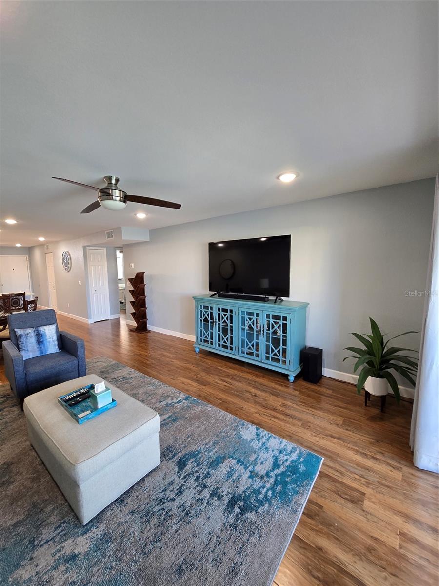 7600 SUN ISLAND DR S #306 — photo 6