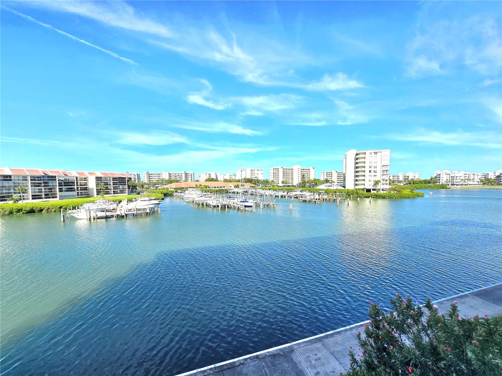 7600 SUN ISLAND DR S #306 — photo 17