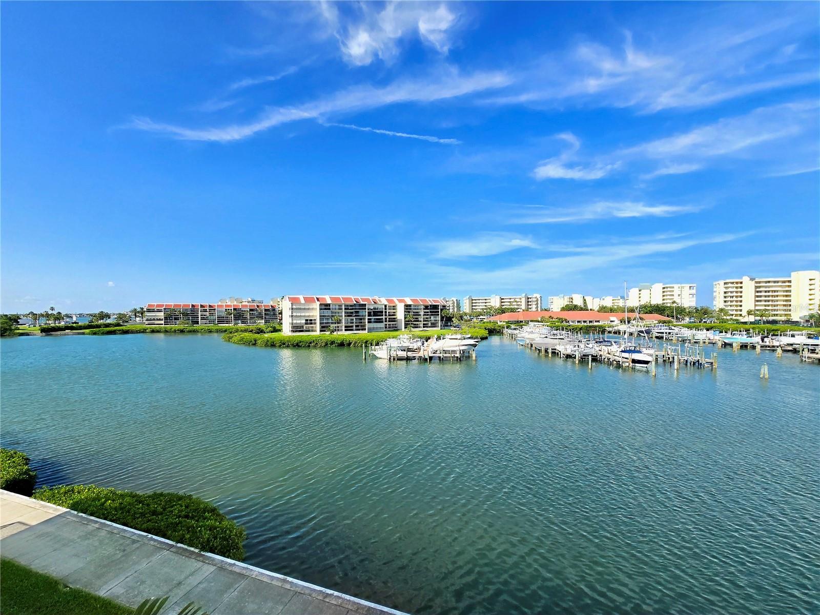 7600 SUN ISLAND DR S #306 — photo 16