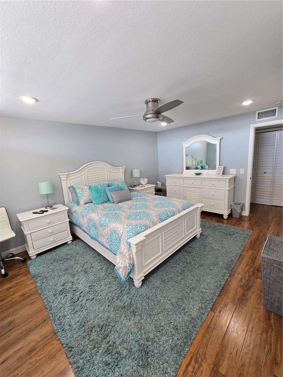 7600 SUN ISLAND DR S #306 — photo 11