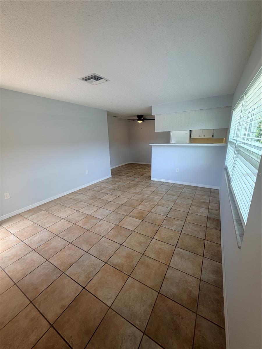 6050 CHESHAM DR #5 — photo 2