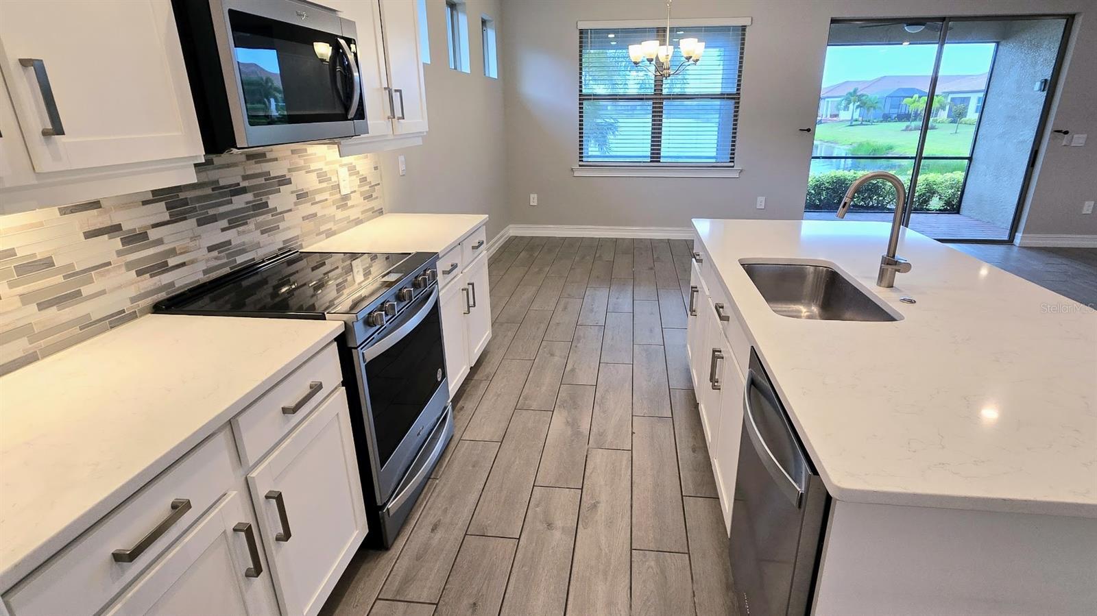 233 VINADIO BLVD — photo 17