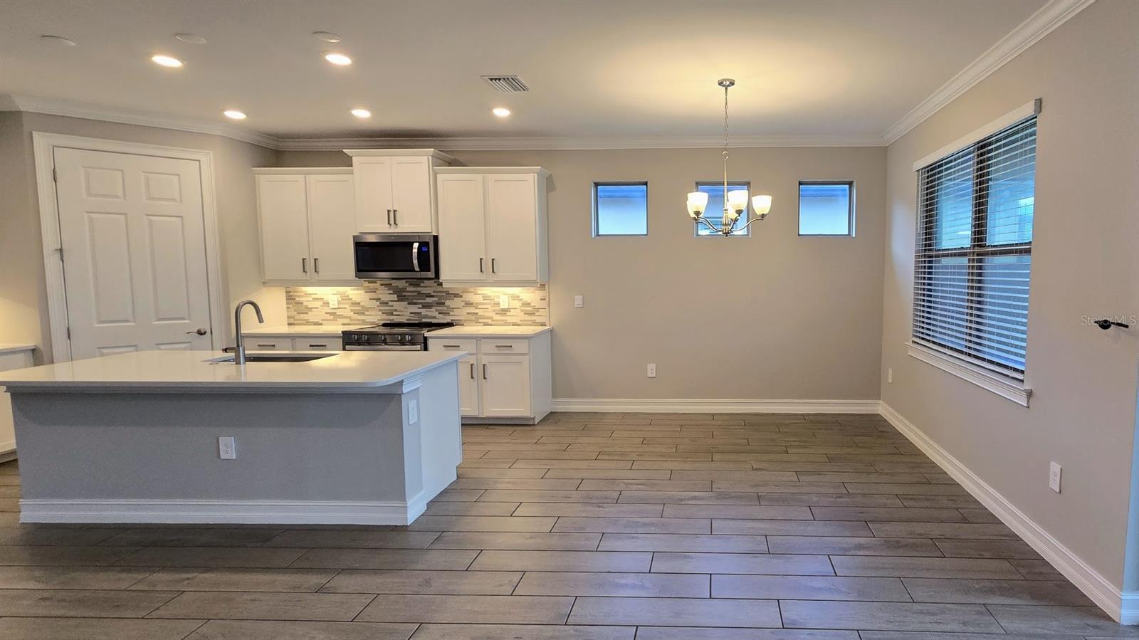 233 VINADIO BLVD — photo 15