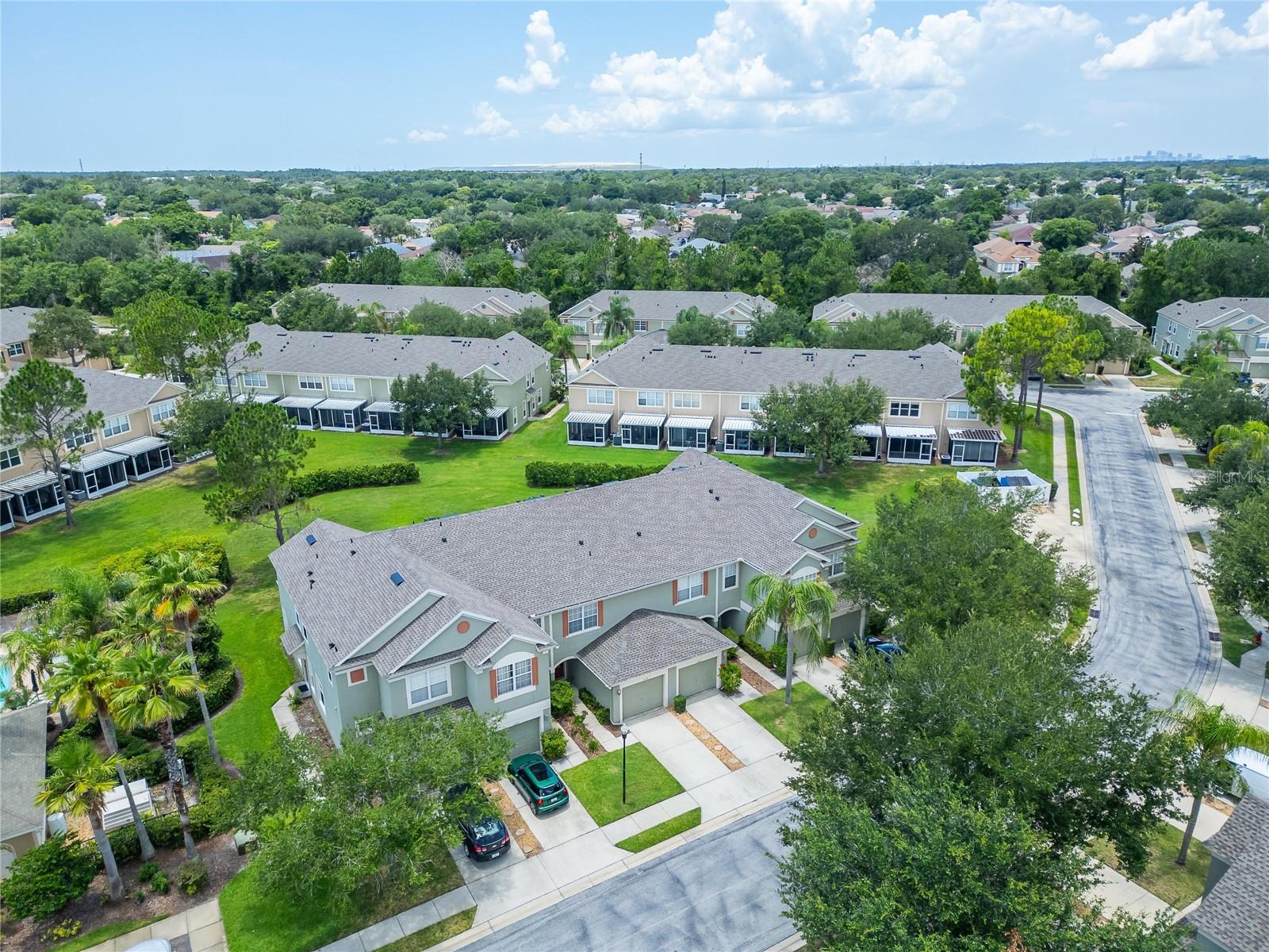 1019 VISTA CAY CT — photo 18