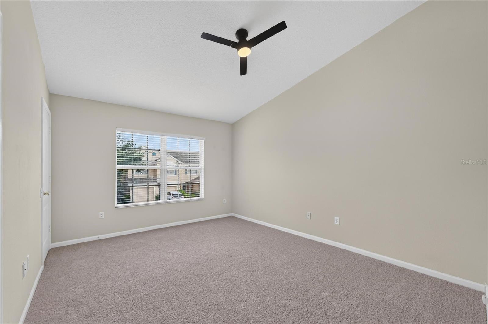 1019 VISTA CAY CT — photo 48
