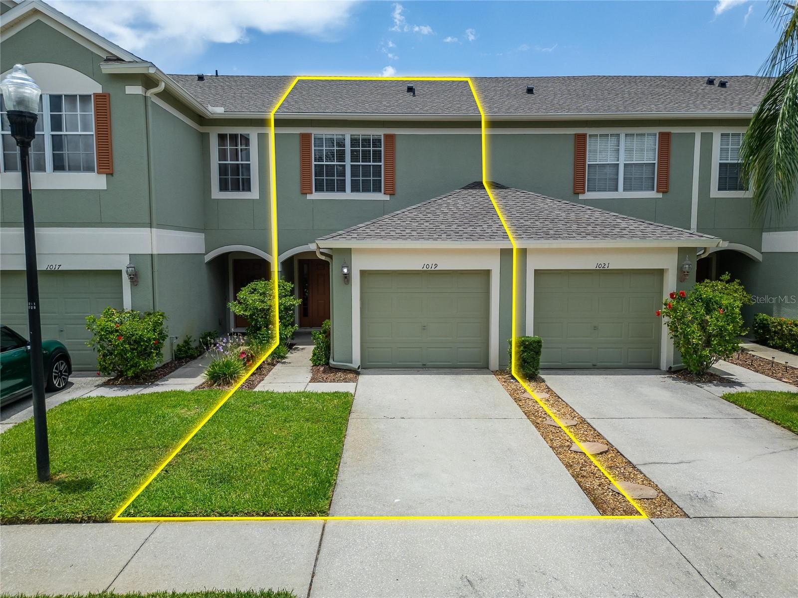 1019 VISTA CAY CT — photo 7