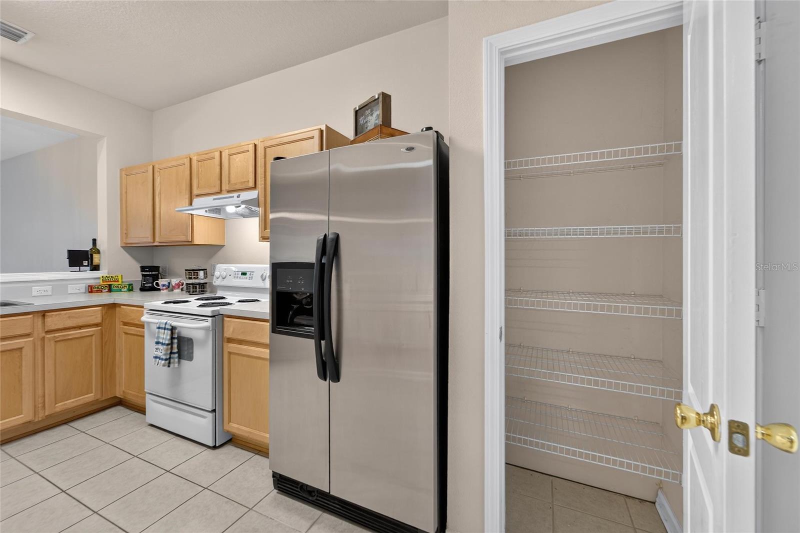 1019 VISTA CAY CT — photo 30