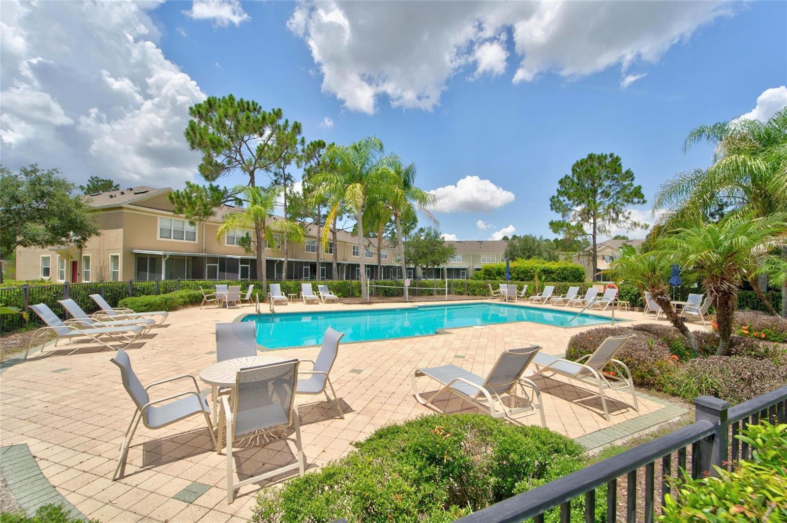 1019 VISTA CAY CT — photo 14