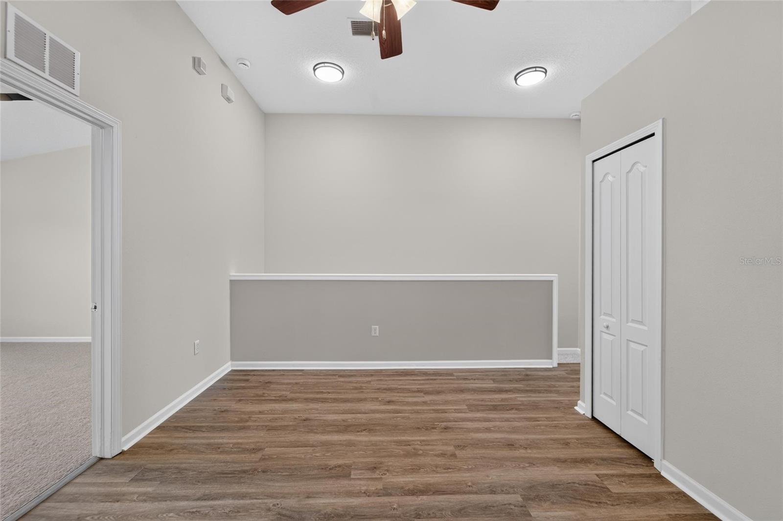 1019 VISTA CAY CT — photo 46