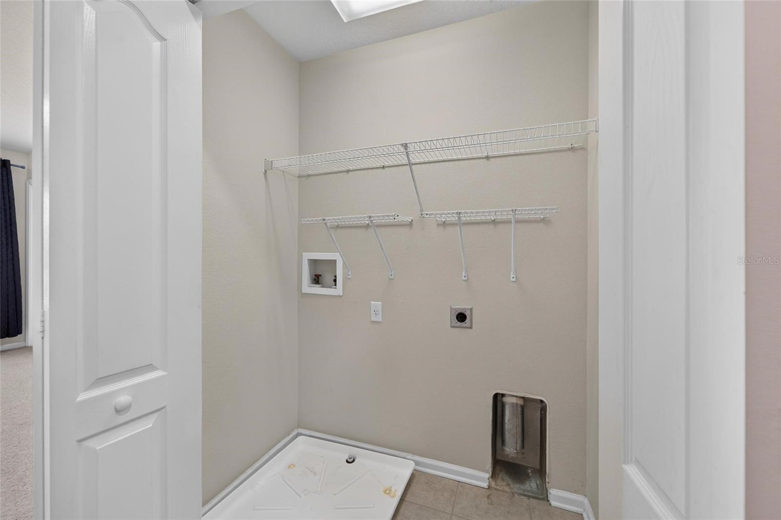 1019 VISTA CAY CT — photo 56
