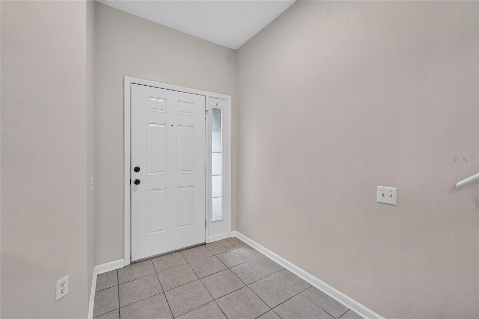 1019 VISTA CAY CT — photo 22