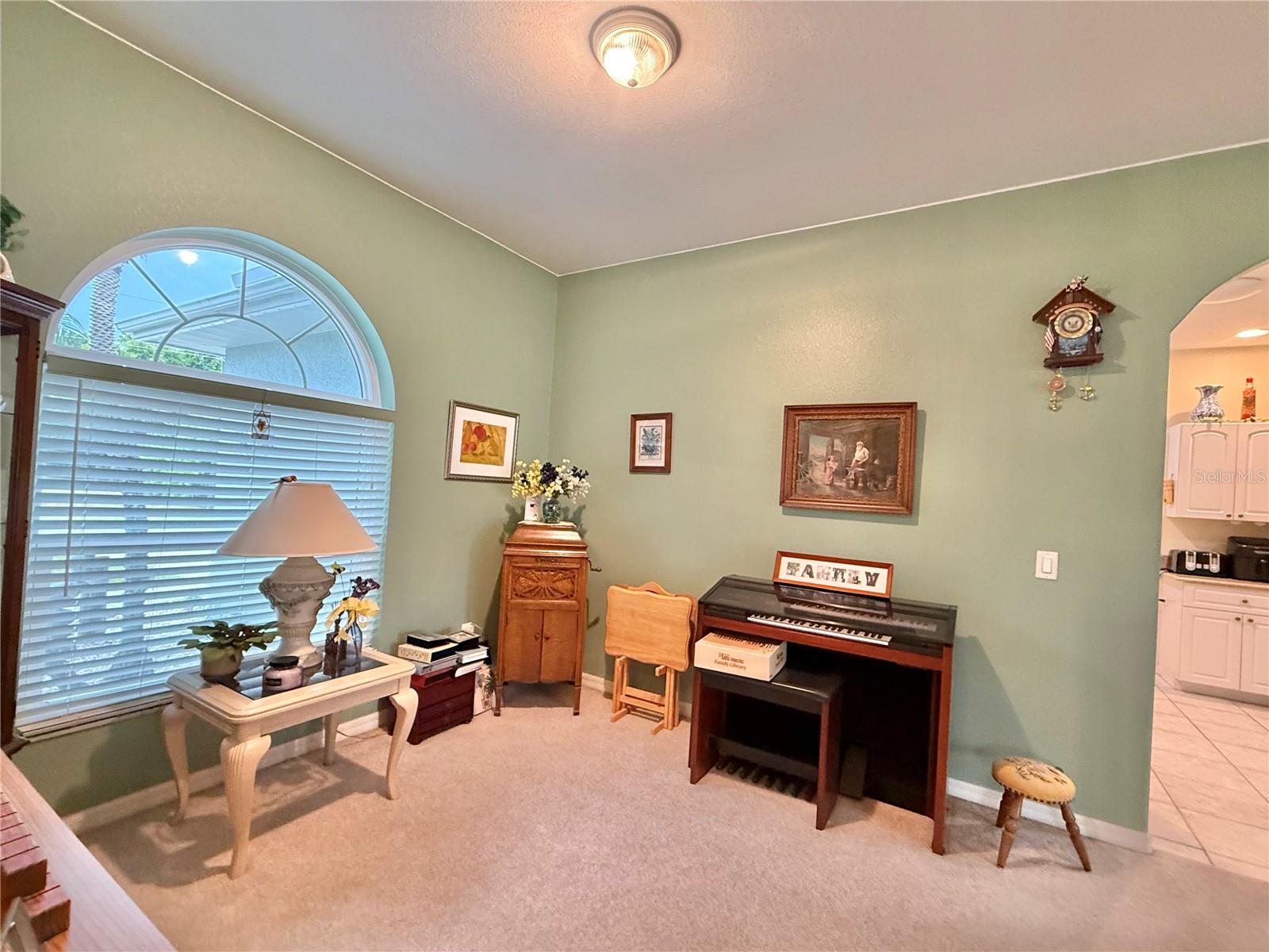4015 CLEARFIELD ST — photo 5