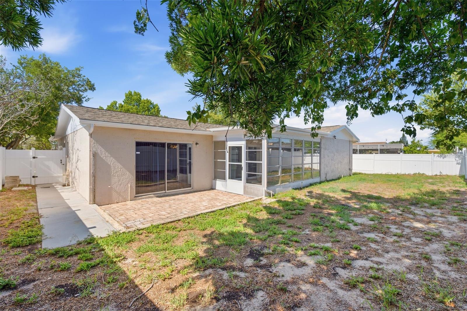 8233 REDFIELD DR — photo 39