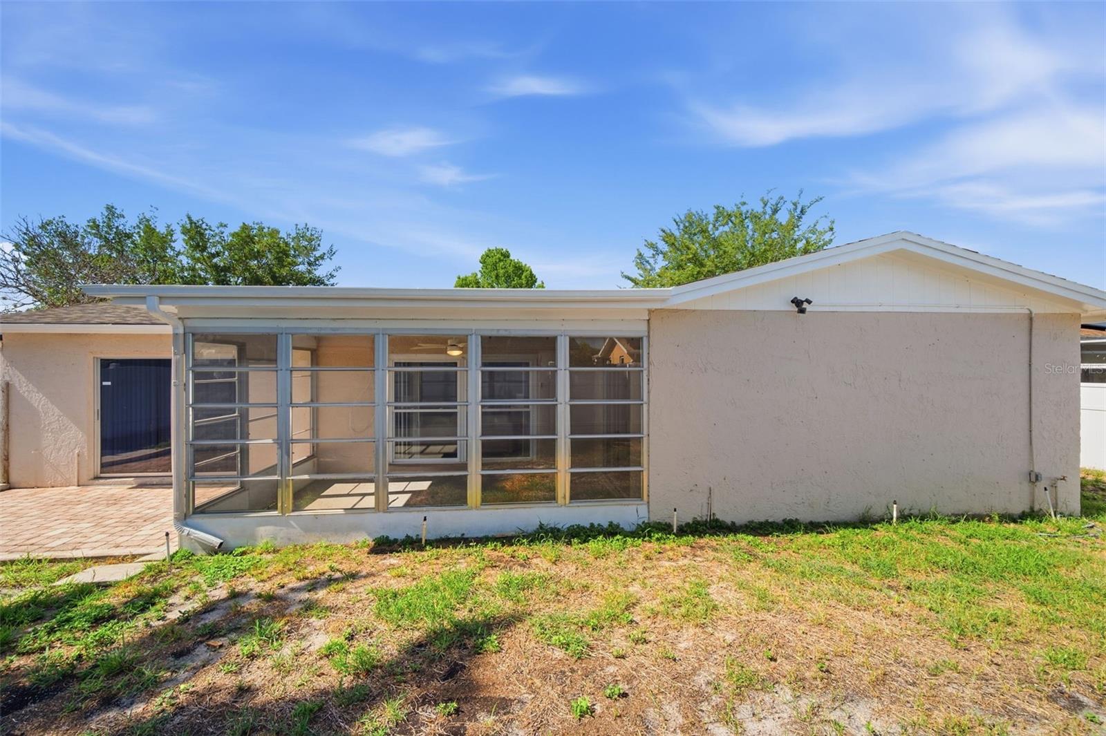 8233 REDFIELD DR — photo 41