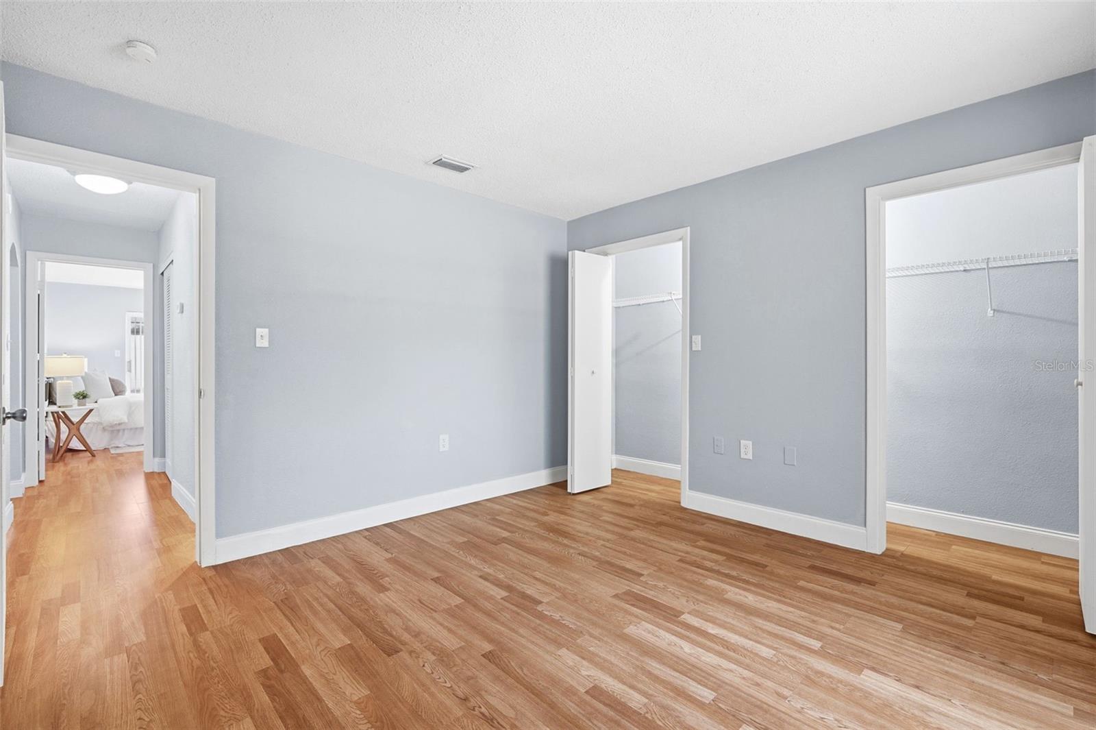 8233 REDFIELD DR — photo 27