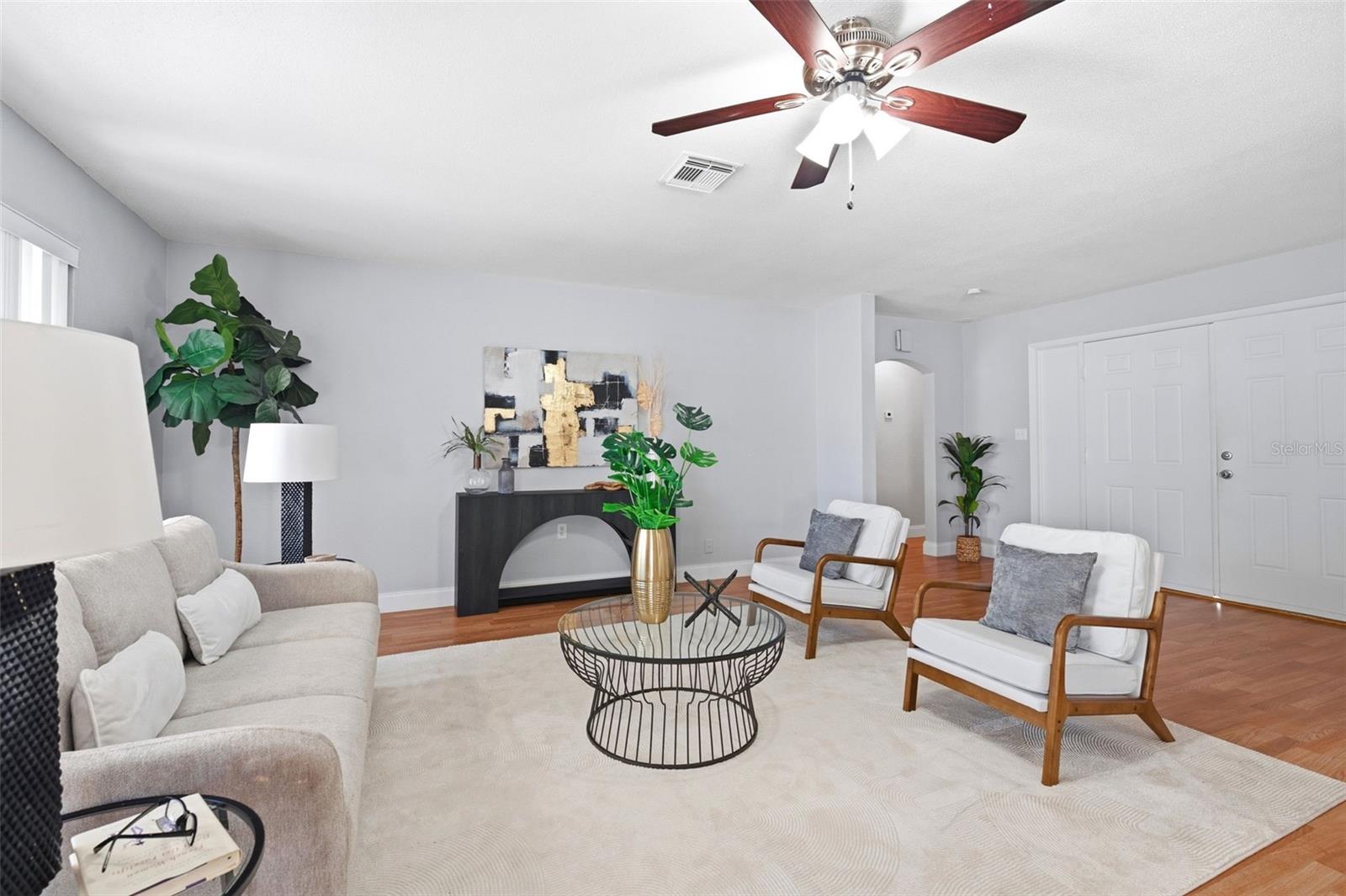 8233 REDFIELD DR — photo 9