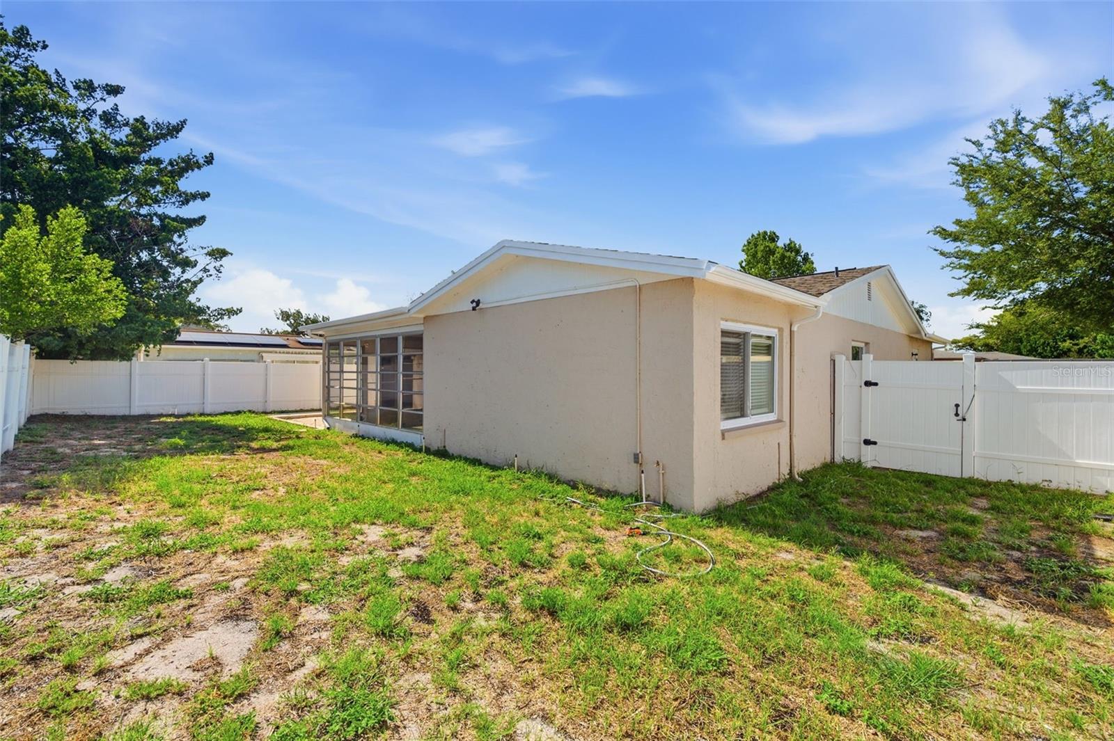 8233 REDFIELD DR — photo 43