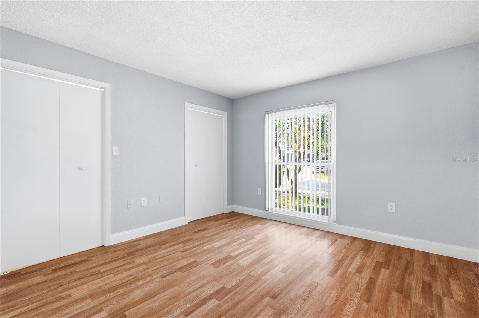 8233 REDFIELD DR — photo 28