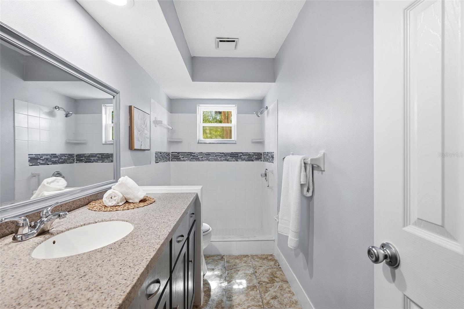 8233 REDFIELD DR — photo 30