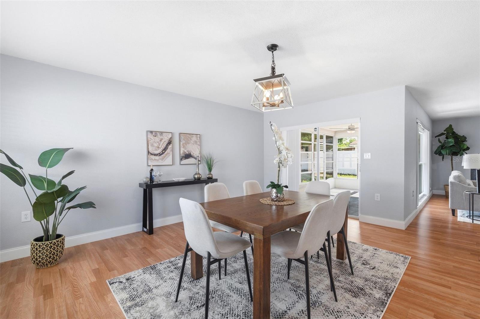8233 REDFIELD DR — photo 12